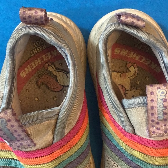 ⛱️2/$5⛱️Bundle ⭐️🎁🎉🍀 Sale! Sketchers rainbow/unicorn slip on sneakers etc - Picture 7 of 7
